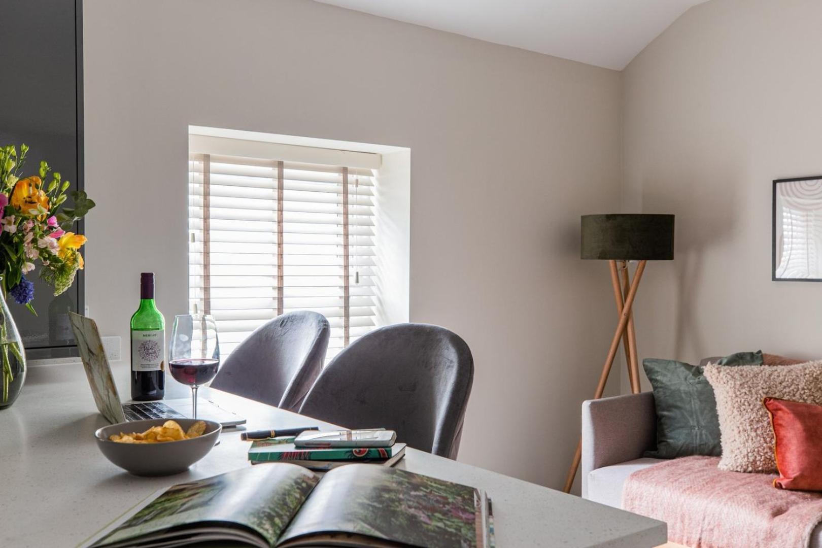 Cohost Partners | Close To City Centre | One Br! كارديف المظهر الخارجي الصورة